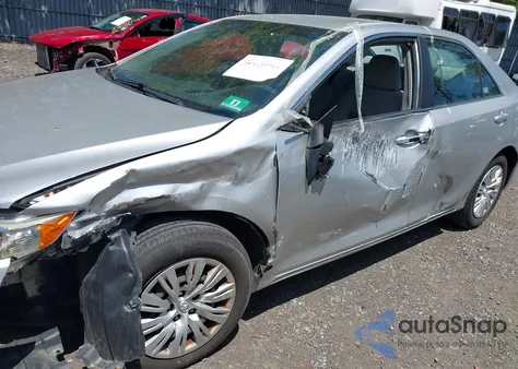 2012 Toyota Camry Le z USA, uszkodzony, nr VIN 4T1BF1FK2CU555529